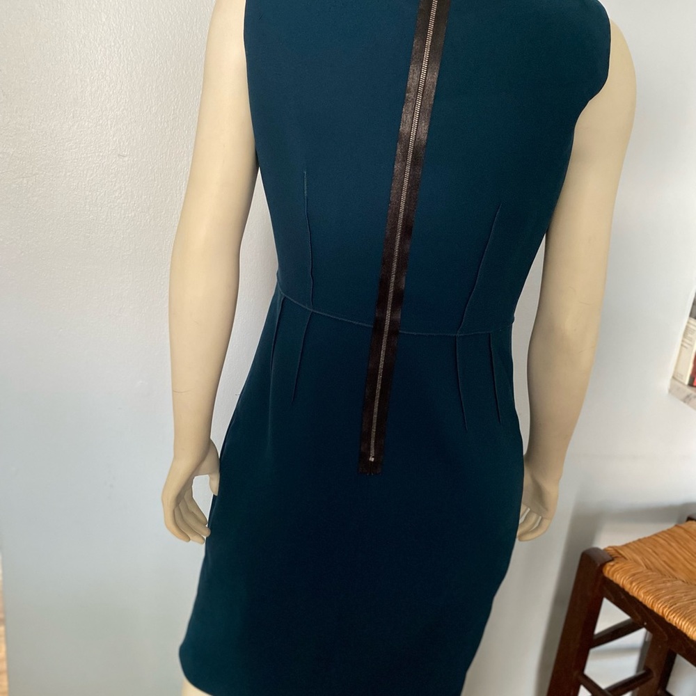 Dress - Picture 6 of 12